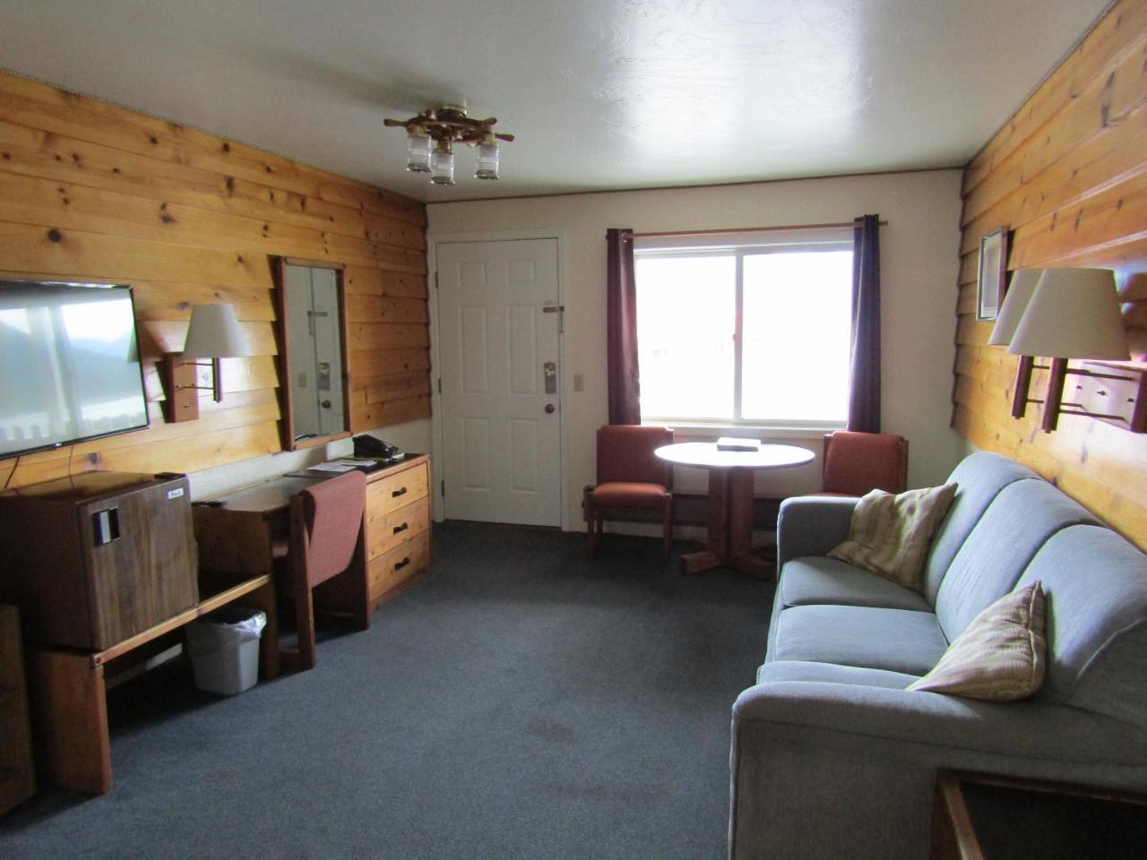 Captain'S Choice Motel Haines Eksteriør bilde