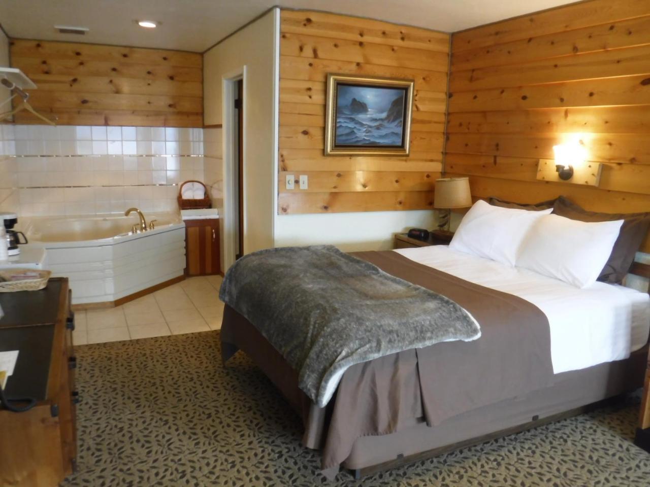 Captain'S Choice Motel Haines Eksteriør bilde