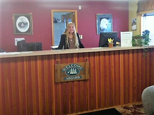 Captain'S Choice Motel Haines Eksteriør bilde
